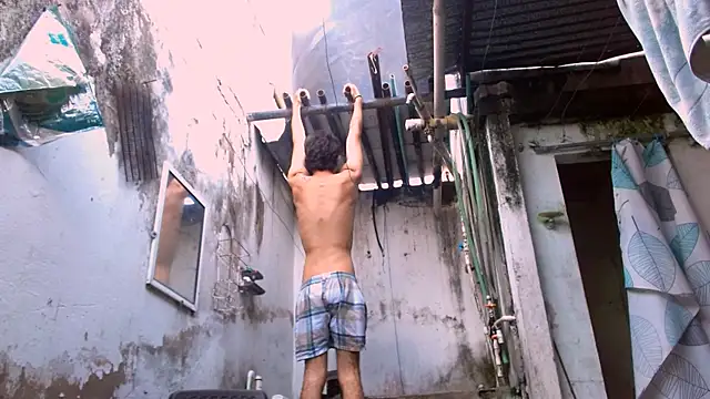 FlexxPrimee online show from 04/25/26, 08:17