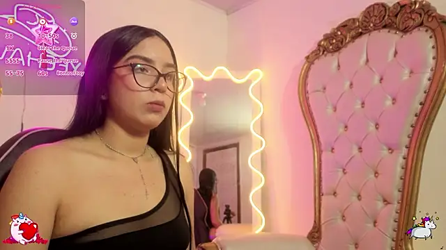 MILAH TAY online show from 02/23/26, 11:40