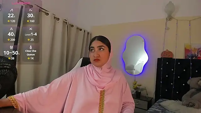 SamiraAwada online show from 04/22/26, 07:15