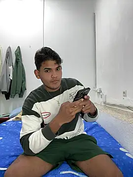 Snapshot of DavShi chatting on 02/11/26, 07:19 DavShi online show from 02/11/26, 07:19