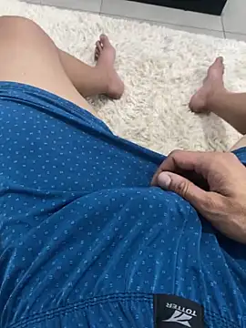 Novinhoknalha online show from 04/30/26, 04:30