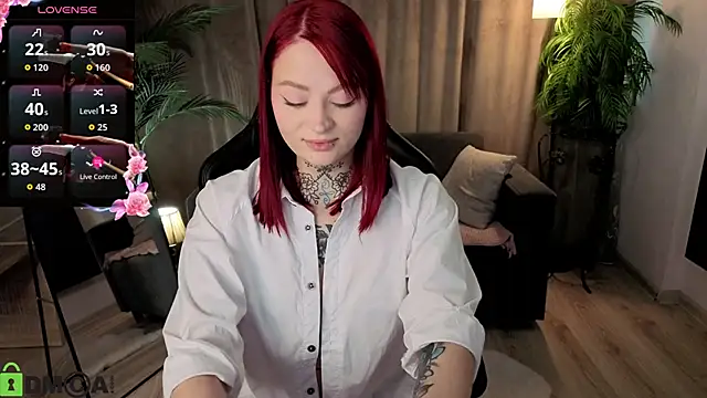 Snapshot of NicolBlow chatting on 03/04/26, 08:42 NicolBlow online show from 03/04/26, 08:42