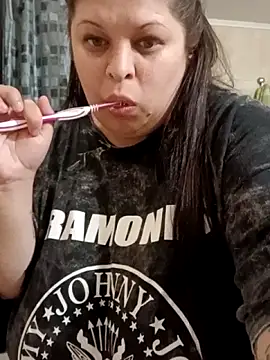 Snapshot of Medicenpudin97 chatting on 02/02/26, 02:05 Medicenpudin97 online show from 02/02/26, 02:05