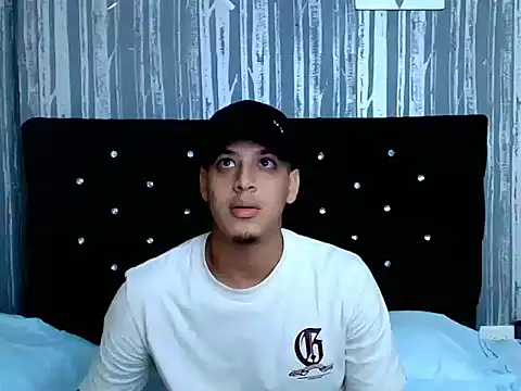 Snapshot of Noah_Blackk chatting on 02/05/26, 02:00 Noah Blackk online show from 02/05/26, 02:00