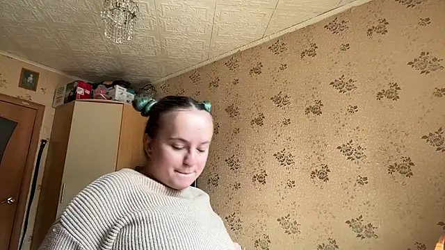 Bubblegum Tempt online show from 03/15/26, 07:14