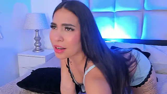 Snapshot of SussyFox chatting on 02/13/26, 12:23 SussyFox online show from 02/13/26, 12:23