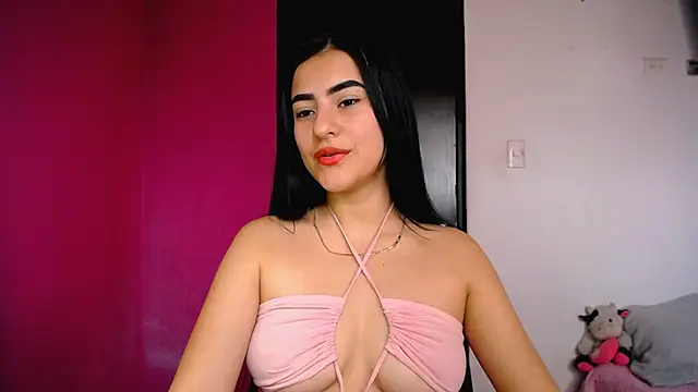 Snapshot of charlotte_petit_ chatting on 02/21/26, 04:19 charlotte petit online show from 02/21/26, 04:19