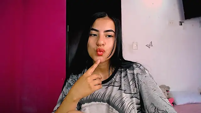 Snapshot of charlotte_petit_ chatting on 02/24/26, 05:00 charlotte petit online show from 02/24/26, 05:00