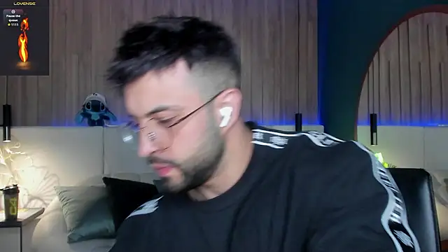 Snapshot of Jeremy_Harden chatting on 02/24/26, 01:03 Jeremy Harden online show from 02/24/26, 01:03