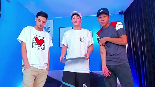 Snapshot of KingOfHeavens_2 chatting on 02/17/26, 10:49 KingOfHeavens 2 online show from 02/17/26, 10:49