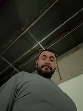 Snapshot of yolanda339 chatting on 03/01/26, 12:29 yolanda339 online show from 03/01/26, 12:29