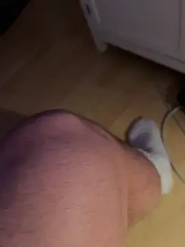 Snapshot of heytherez chatting on 03/01/26, 11:07 heytherez online show from 03/01/26, 11:07