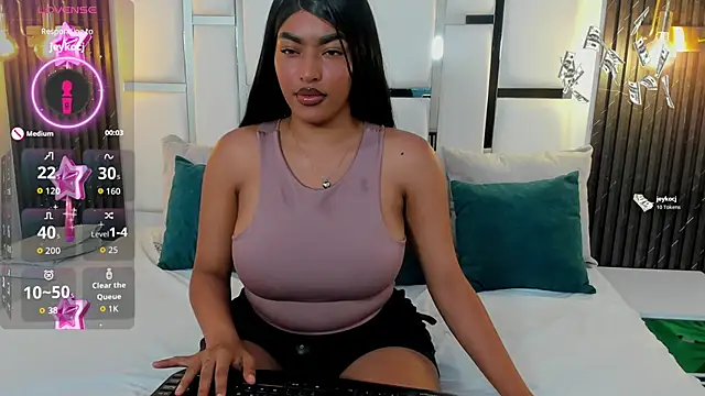  luna rossee  online show from 02/21/26, 08:10