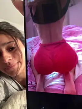 Snapshot of madison90 chatting on 02/05/26, 09:41 madison90 online show from 02/05/26, 09:41