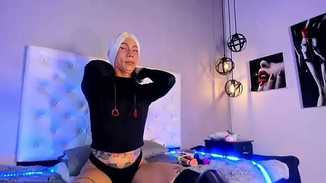 Snapshot of Rose_peterson_ chatting on 02/10/26, 03:21 Rose peterson online show from 02/10/26, 03:21