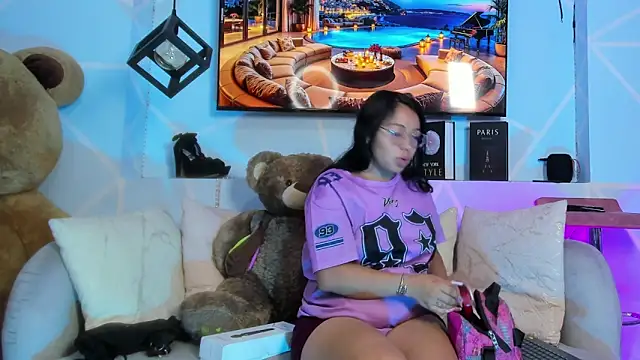 Snapshot of amy_noa chatting on 02/20/26, 03:03 amy noa online show from 02/20/26, 03:03