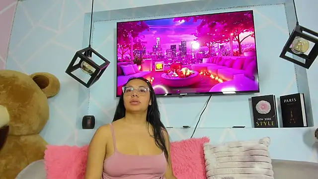 amy noa online show from 03/06/26, 01:02