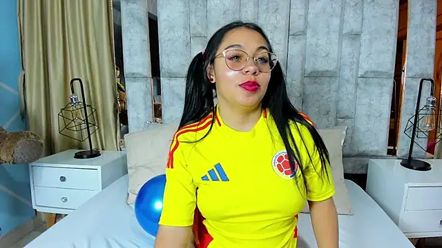 amy noa online show from 06/09/26, 03:51