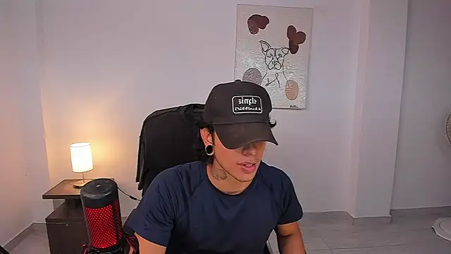 Snapshot of paisa_hotx chatting on 02/04/26, 10:47 paisa hotx online show from 02/04/26, 10:47