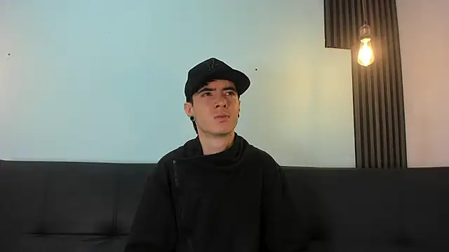 Snapshot of Lio_____ chatting on 03/02/26, 03:20 Lio online show from 03/02/26, 03:20