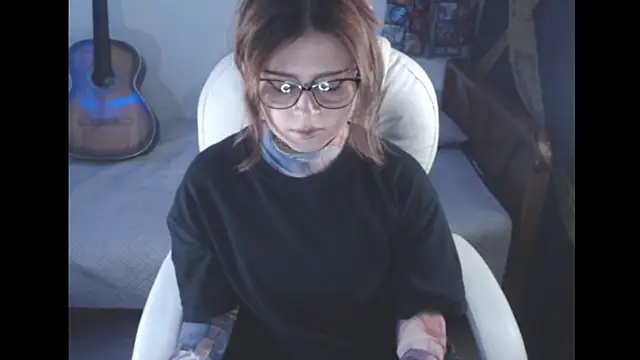 Snapshot of Lametaleralatina chatting on 06/15/26, 04:31 Lametaleralatina online show from 06/15/26, 04:31
