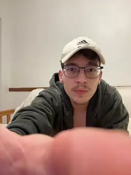 hungtwinkBR online show from 06/29/26, 11:49