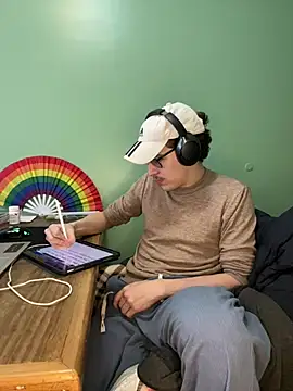 hungtwinkBR online show from 07/15/26, 05:07