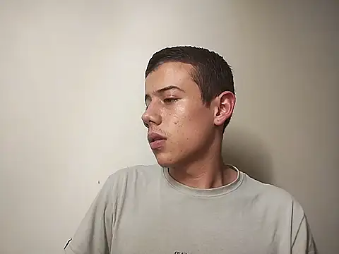 Snapshot of jac0b_x chatting on 02/02/26, 10:25 jac0b x online show from 02/02/26, 10:25