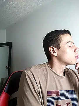 Snapshot of jac0b_x chatting on 02/06/26, 05:45 jac0b x online show from 02/06/26, 05:45