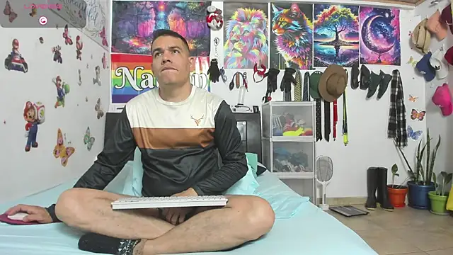 Snapshot of nathannathaniel chatting on 07/18/26, 04:55 nathannathaniel online show from 07/18/26, 04:55