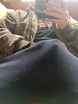 Snapshot of KrazyNutz420 chatting on 02/01/26, 06:45 KrazyNutz420 online show from 02/01/26, 06:45