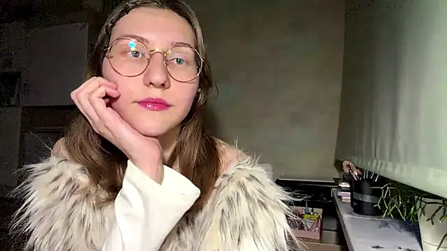 Miaaa Moon online show from 04/22/26, 04:08