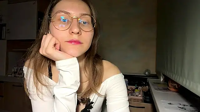 Snapshot of Miaaa_Moon chatting on 04/30/26, 08:57 Miaaa Moon online show from 04/30/26, 08:57