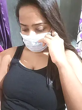 Snapshot of MidnightVibes_ chatting on 02/17/26, 05:52 MidnightVibes online show from 02/17/26, 05:52