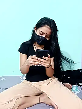 18 year old girl online show from 04/22/26, 03:20