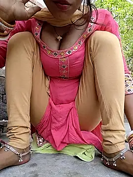 Arohi 20 online show from 03/19/26, 03:21