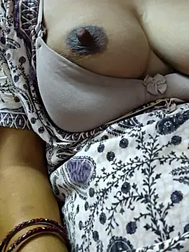 Snapshot of deshibhbi chatting on 02/13/26, 04:58 deshibhbi online show from 02/13/26, 04:58