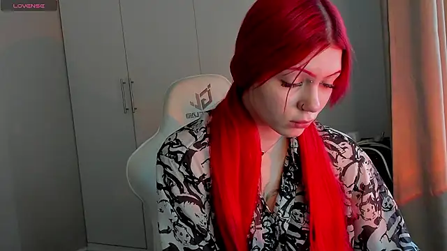 Leah Castro online show from 02/27/26, 05:07