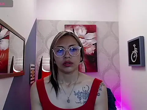 Liaaa Seraaph online show from 02/11/26, 01:38