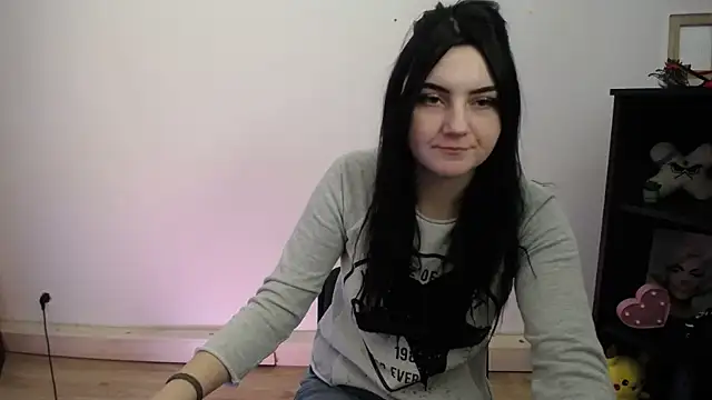 Snapshot of TurnMe_On chatting on 02/14/26, 12:24 TurnMe On online show from 02/14/26, 12:24