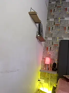 whitney brown  online show from 04/11/26, 01:37