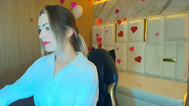 Snapshot of sofia_nova_tf chatting on 02/21/26, 01:45 sofia nova tf online show from 02/21/26, 01:45