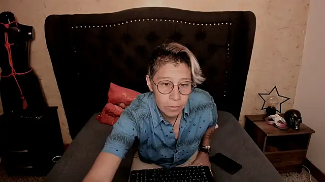 Snapshot of Kali_Panther chatting on 02/06/26, 12:30 Kali Panther online show from 02/06/26, 12:30