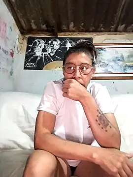 Snapshot of Kali_Panther chatting on 02/14/26, 02:19 Kali Panther online show from 02/14/26, 02:19