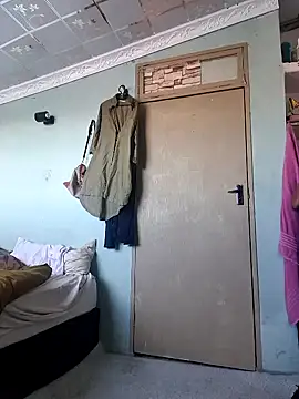 sexykajol2001 online show from 04/25/26, 06:05