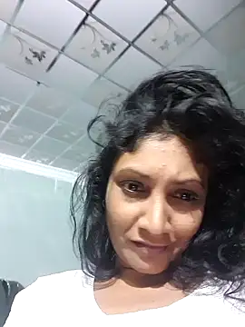 sexykajol2001 online show from 05/17/26, 12:08