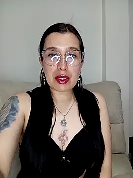 lady merlot1 online show from 02/24/26, 12:47