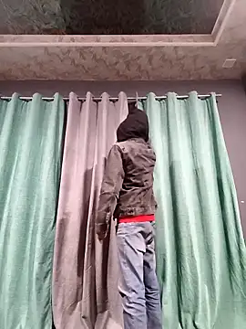 Snapshot of newtube0 chatting on 02/02/26, 02:27 newtube0 online show from 02/02/26, 02:27