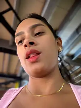 Snapshot of LunaHeat chatting on 02/26/26, 03:00 LunaHeat online show from 02/26/26, 03:00