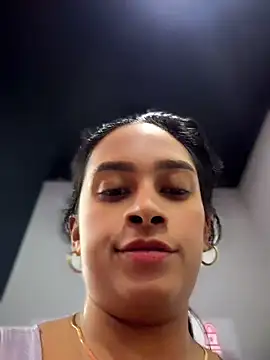 LunaHeat online show from 04/23/26, 03:03